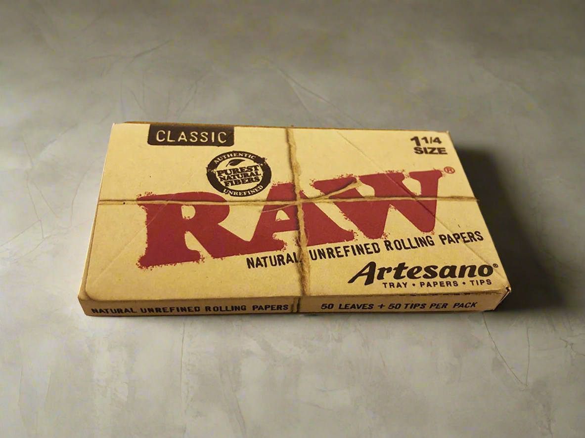 Raw Artesano 1 1/4 Rolling Papers + Tray + Tips