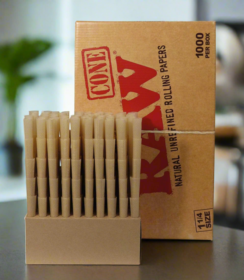 Raw Classic Pre Rolled Cones 1000pcs Per Box 1 1/4 Size