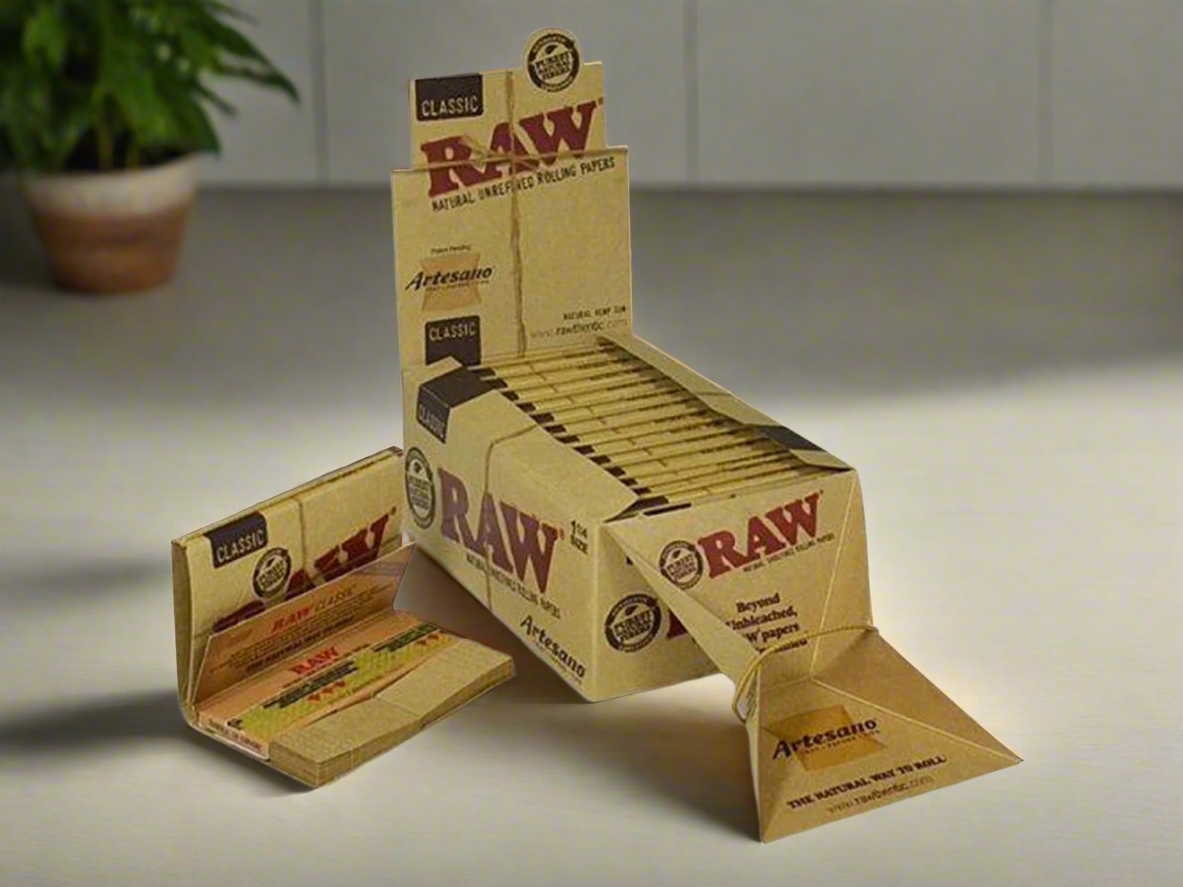 Raw Artesano 1 1/4 Rolling Papers + Tray + Tips