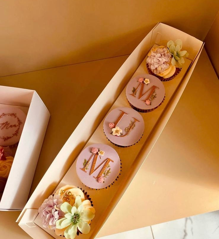 Luxury Personalised Flower Bouquet Balloons Bento Cakes & Cupcakes Gift Set
