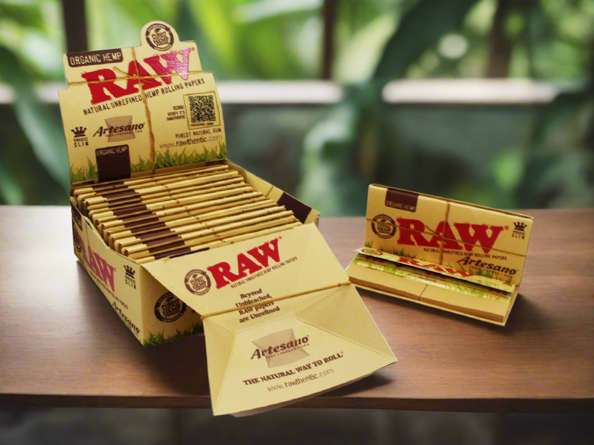 Raw Artesano King Size Slim Rolling Papers Tray Tips x 1 Booklet