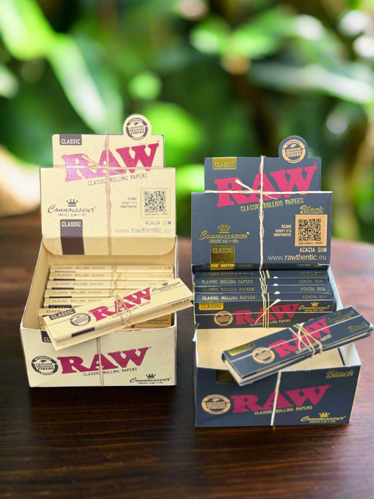 Raw Classic Connoisseur KingSize Slim  Rolling Papers + Tips