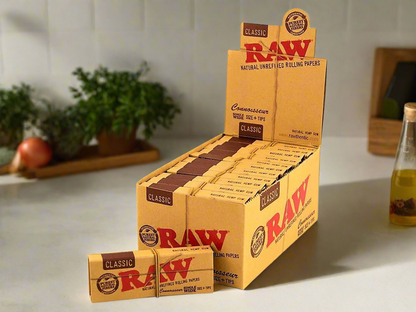 Raw Papers Connoisseur Single Wide Size + Tips (Pack of 24)