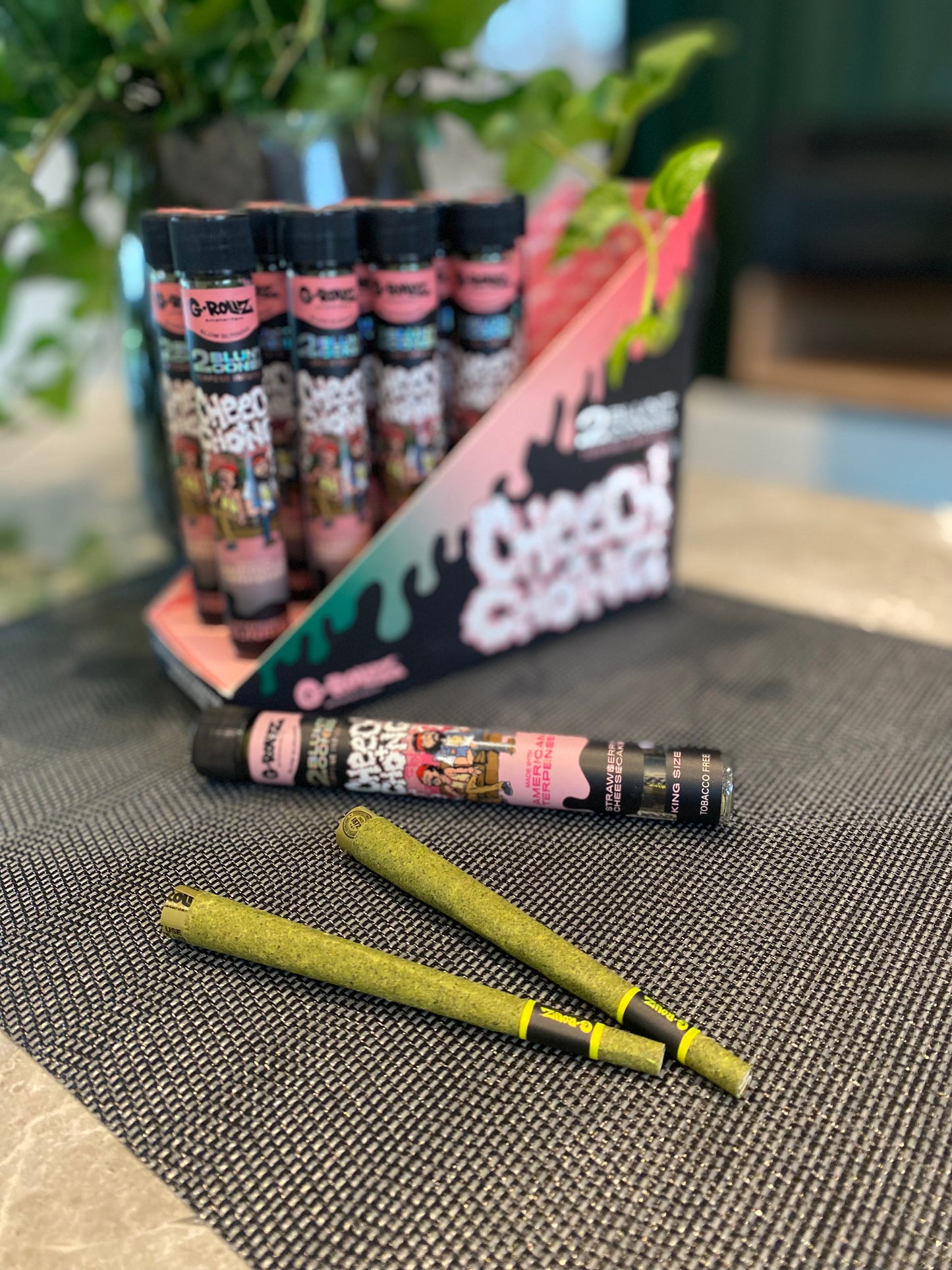 G Rollz Cheech & Chong Pre Rolled Cones 2pc Glass Tube