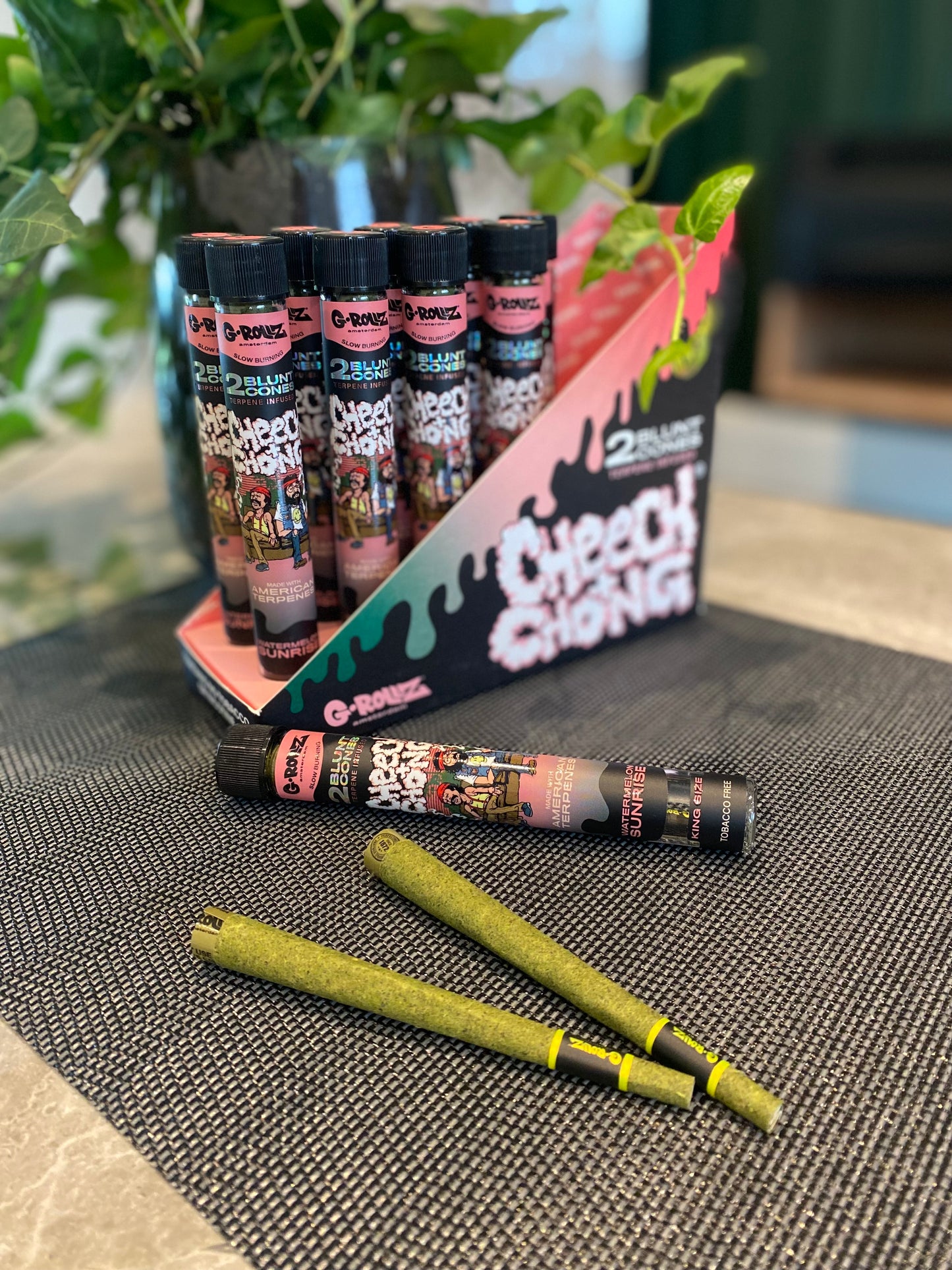 G Rollz Cheech & Chong Pre Rolled Cones 2pc Glass Tube