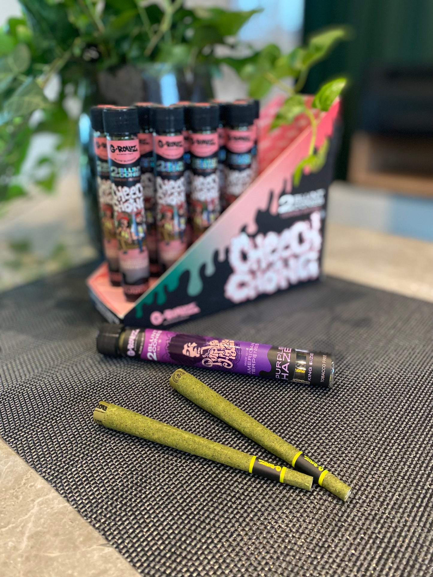 G Rollz Cheech & Chong Pre Rolled Cones 2pc Glass Tube