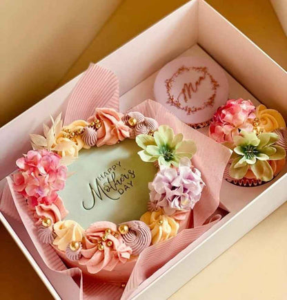 Luxury Personalised Flower Bouquet Balloons Bento Cakes & Cupcakes Gift Set